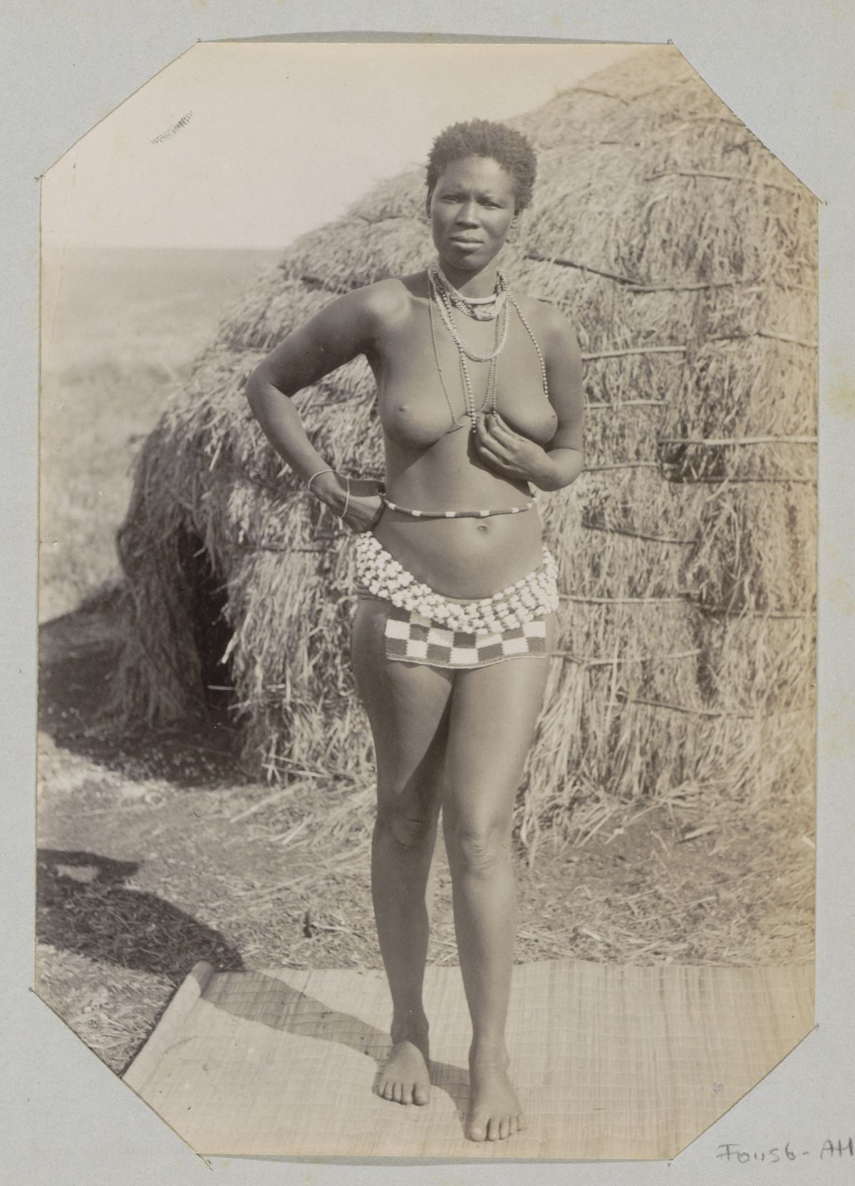 Zulu woman wearing traditional beaded belt, Natal, 1896, Rijksmuseum