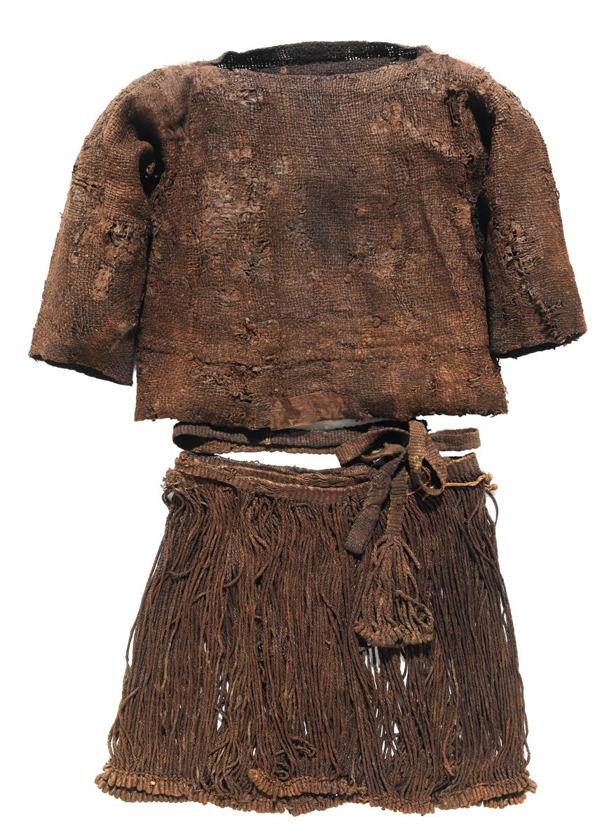 The Egtved Girl's short woolen blouse and corded string skirt with its tasseled belt