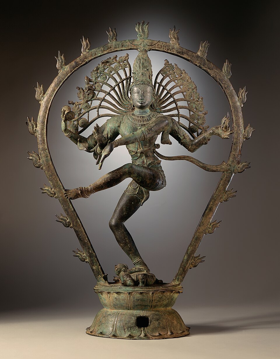 Chola dynasty bronze Nataraja