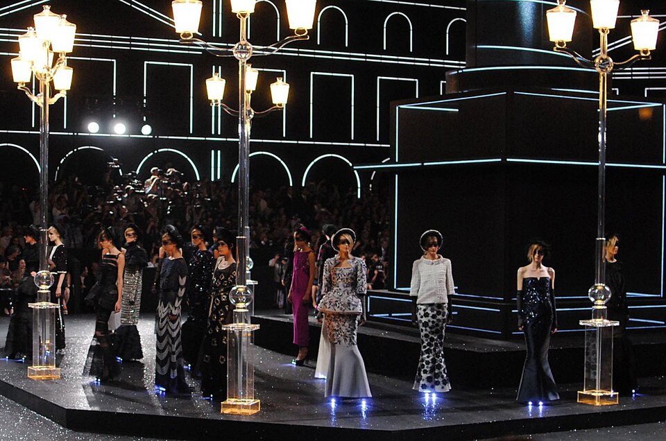 Chanel haute couture fashion